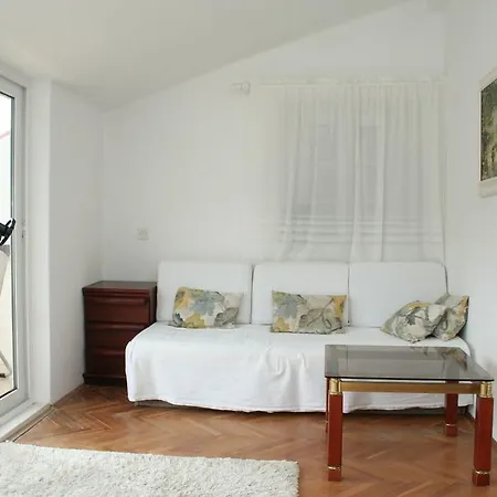 Trstenik 4571a Appartamento *